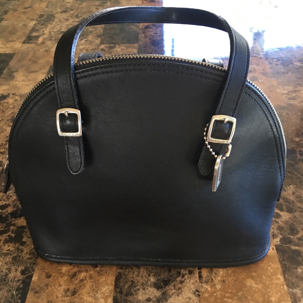 Authentic Coach leather bag 🌸💕💓